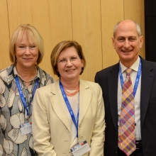 (左至右)Judy Dangoor博士，Elisabetta Boaretto教授，David Dangoor先生